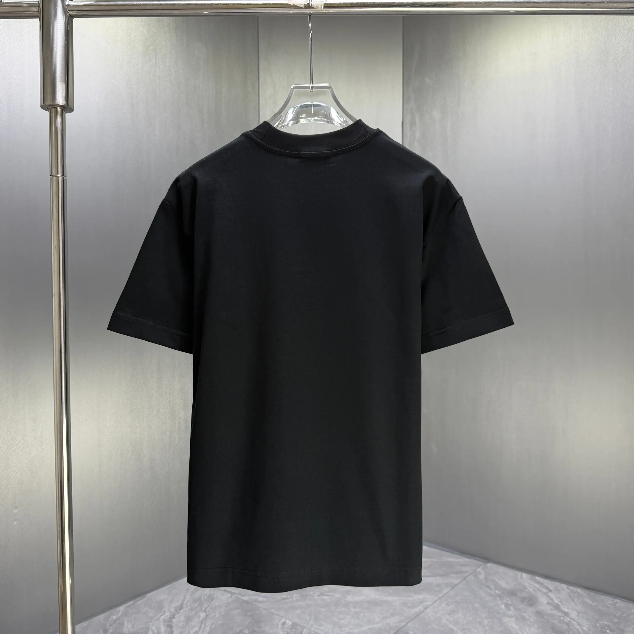HERM* * 2026 New Arrival T logo ：Black White Yellow Dark Blue Sizes：S M L XL XXL